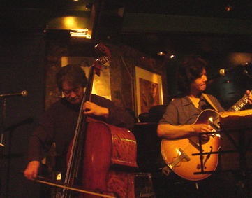 20060528_919trio_33.jpg (125479 バイト)